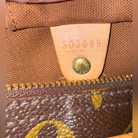Louis Vuitton Brown Monogram Speedy 30 - Picture 8 of 15